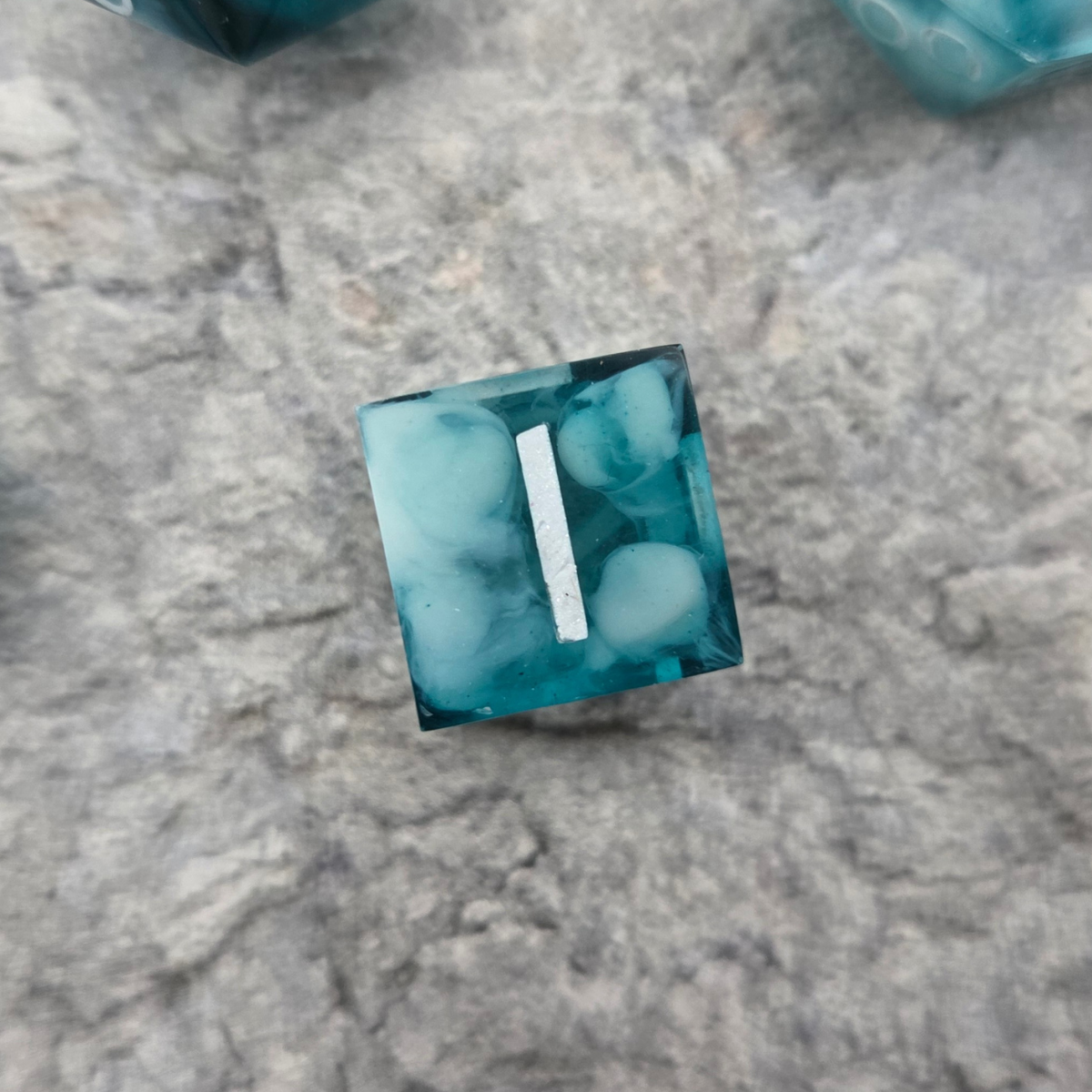 Meltwater Handmade Sharpedge Dice dice set - image 8 of 8