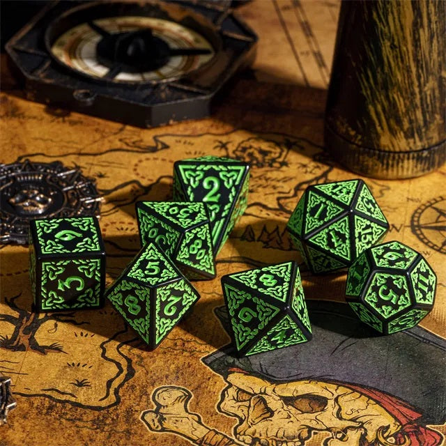 Celtic Knot 7-Dice Set - complete polyhedral dice set for DnD