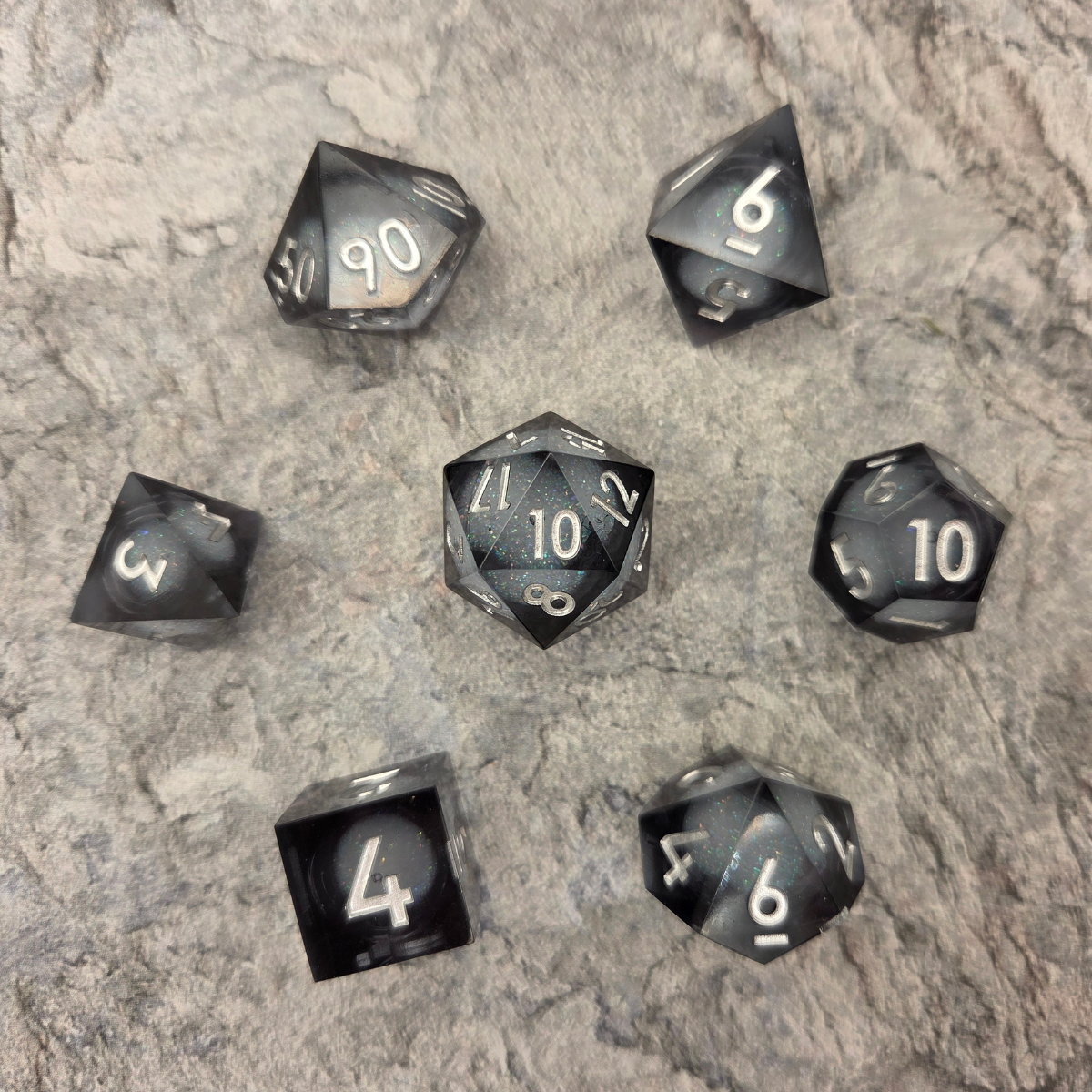 Halley Liquid Core Dice Set polyhedral dice - additional angle